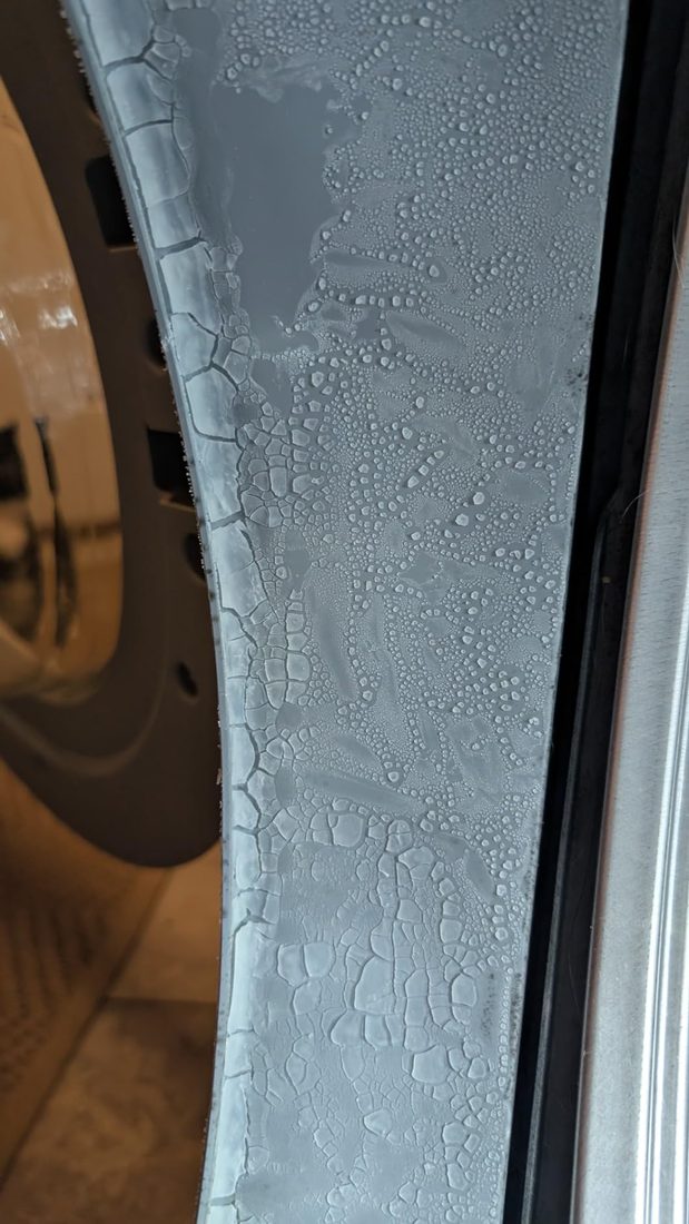 The gel left to sit overnight on the gasket